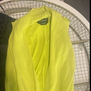 BEBE  VINTAGE
YELLOW bodysuit Size: XXSmall